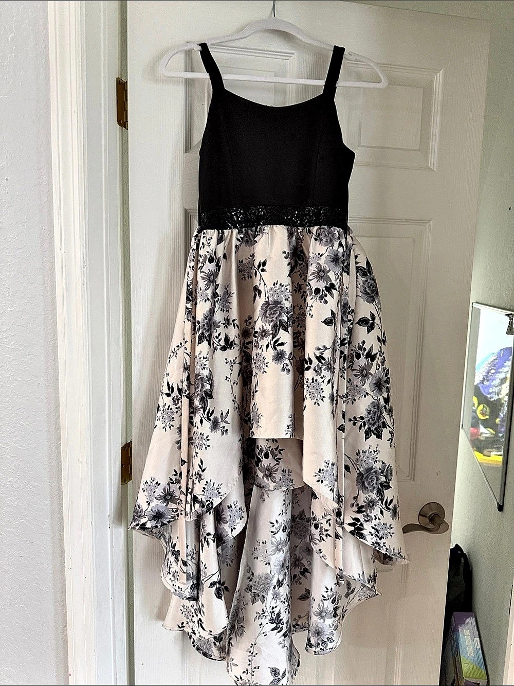 Bonnie Jean Floral High-Low Dress in Black & White Size 14 Like New